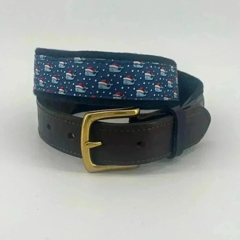 Vineyard Vines canvas/leather Santa whale belt